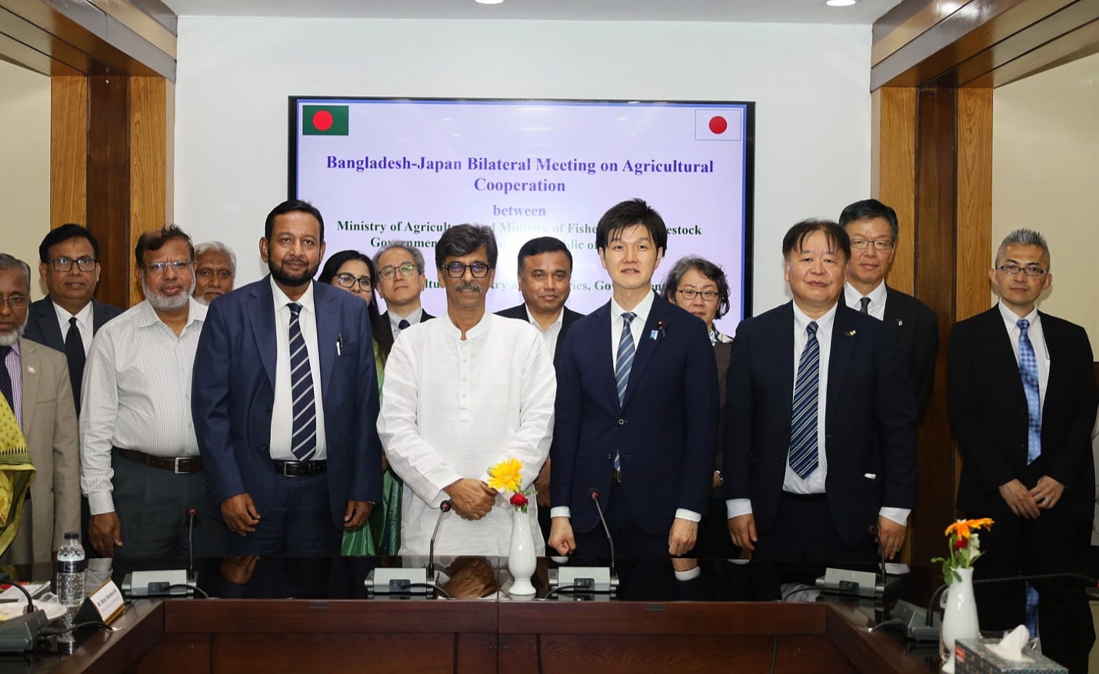 বাংলাদেশ-জাপান দ্বিপাক্ষিক বৈঠক: কৃষি ও মৎস্য খাতে সহযোগিতা জোরদারে অঙ্গীকার